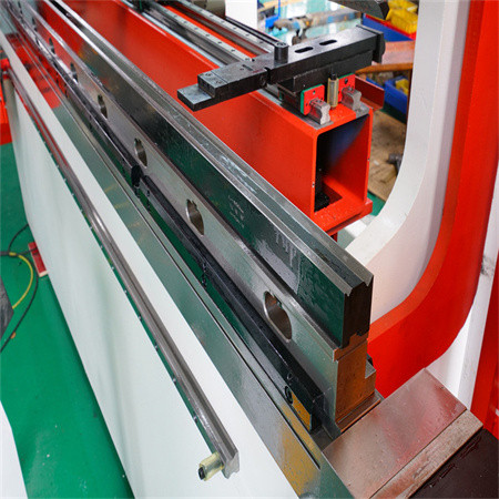 ВД67К-125Т/3200 Хидраулични ЦНЦ метални лим прилагођена индустрија машина за пресовање