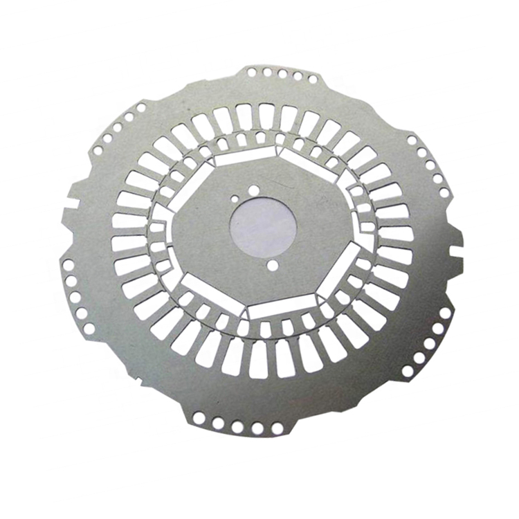 3015 Фибер Ласер Машина за резање метала 1000в 2000в Мак Раицус ласерска снага