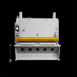 Естун Е21 Нц Цонтрол Хидраулична гиљотина маказа машина за сечење металног лима