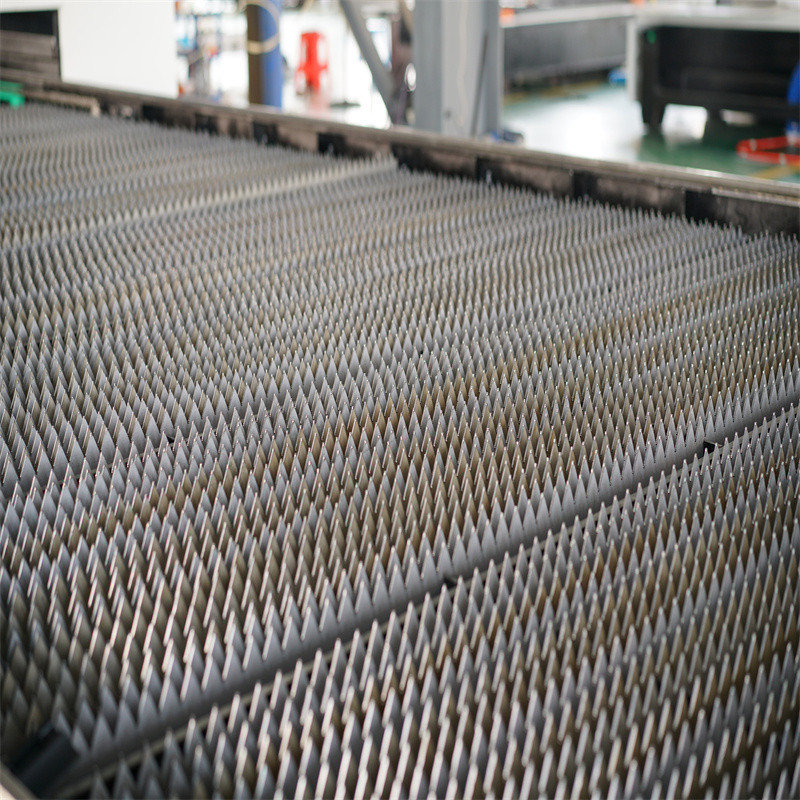 Машина за ласерско сечење влакана 1000 2000 3000в за челични бакар алуминијум