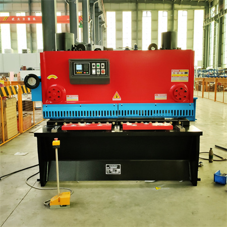 КЦ12К ЦНЦ хидраулична машина за сечење лимова гиљотином дужине 6м и дебљине 8мм
