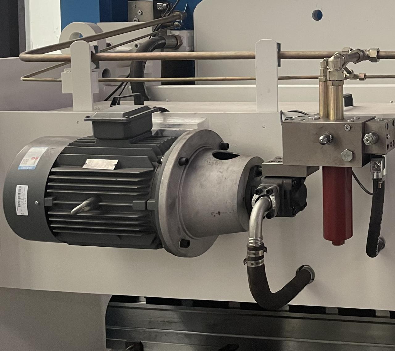 Висококвалитетна 3м машина за пресовање кочнице хидраулична 100 тона за савијање лима